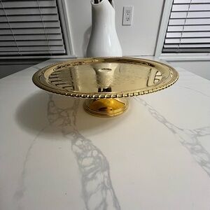 Elegant Gold Plated Cake Stand